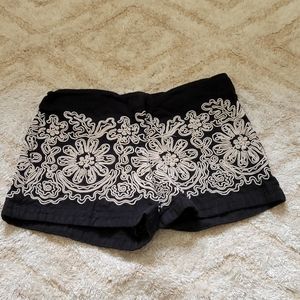 Chelsea and Violet embroidered shorts
